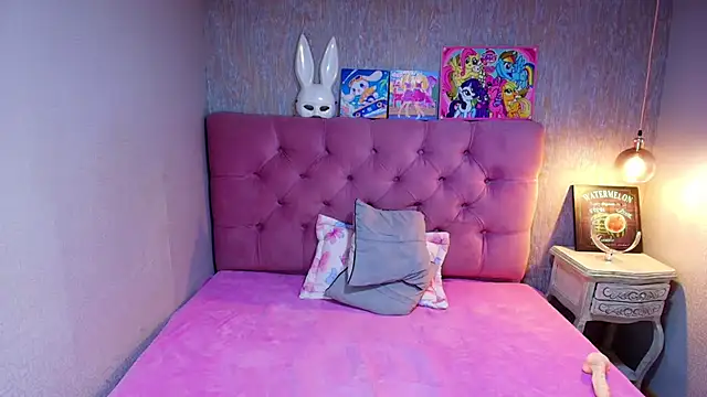 charlottemoonxz webcam