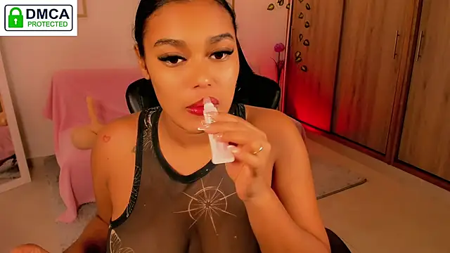 aleja_montiel__ webcam
