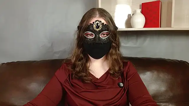 your_queen_nora webcam