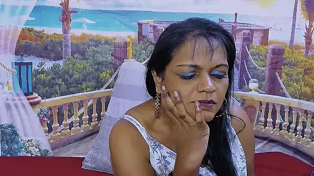 indianswtbella webcam