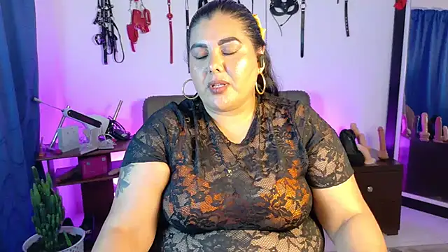 AndreaKinky webcam