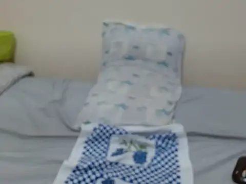 queen_ema1 webcam
