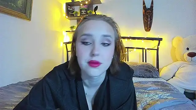 crazybitchinlace - CrazyBitchInLace's free webcam - UK Sex Cams