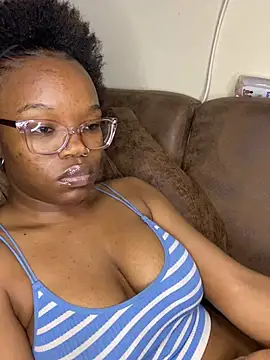yummymelanin117 (F teen) - An hour squirt show