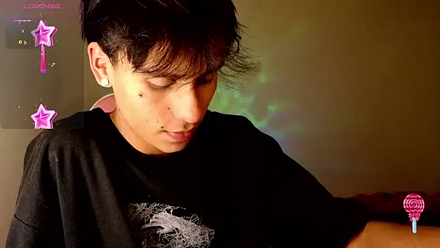 Chris_pz live cam on StripChat
