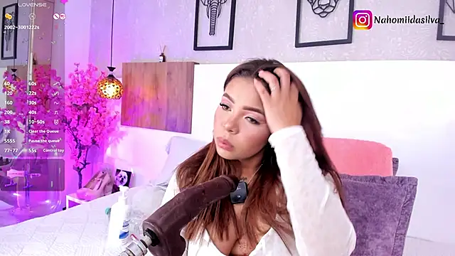 nahomiidasilva_ Live Web Cam Show
