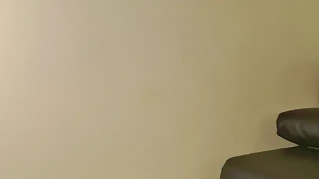 ririibrunette__ - RiriiBrunette__'s free webcam - UK Sex Cams