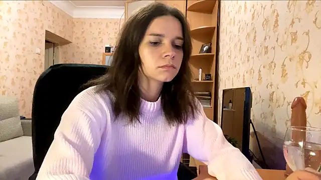komerialimoros - Komerialimoros's free webcam - UK Sex Cams