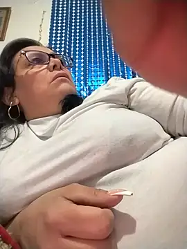 Natasha_miilf webcam