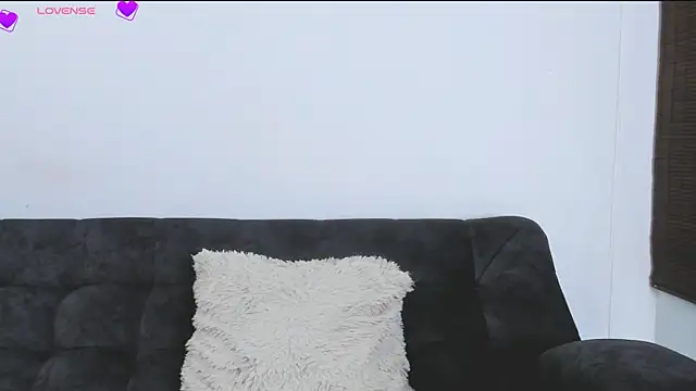 VeronicaTonu webcam