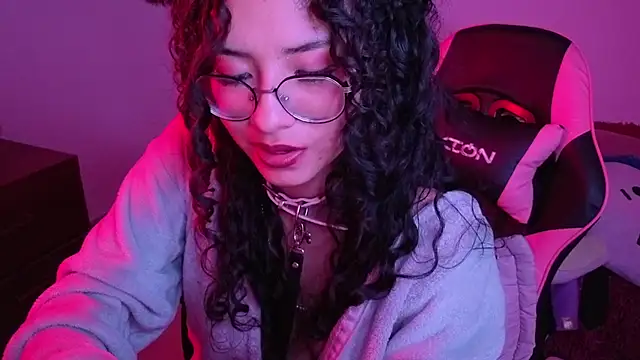ShySheep_ live webcam show