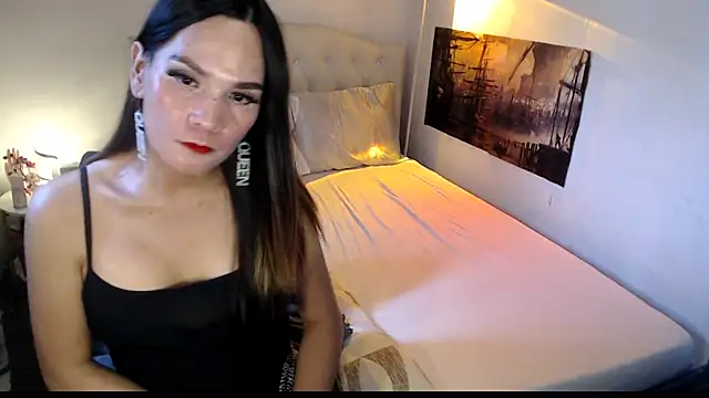 NinaDOM4CUM webcam
