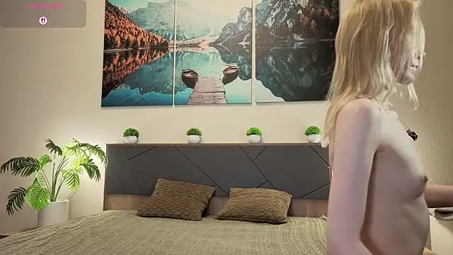 AliceAngelXO live webcam show