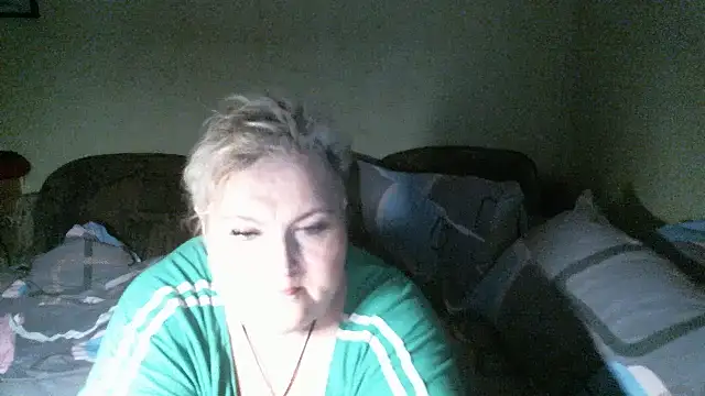 lana555 - Lana555's free webcam - UK Sex Cams