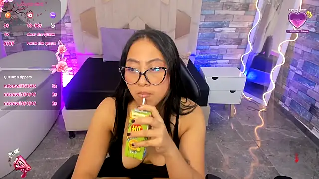 amhira_tay - Amhira_Tay's free webcam - UK Sex Cams