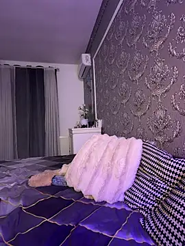 Olivia_Noor live cam on StripChat