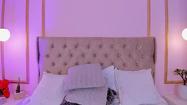 ivy__collins webcam
