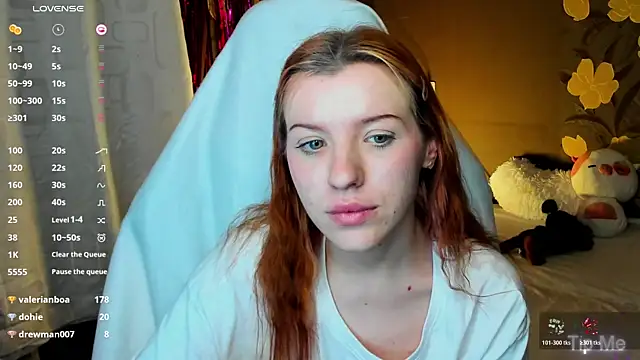 MeganNewCat webcam