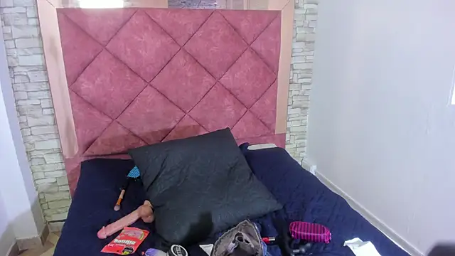 Perlaa_smith webcam