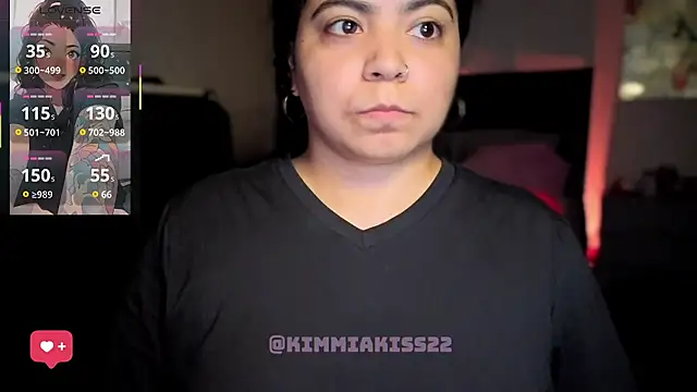 kimmiakiss22 webcam
