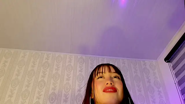 Dayanna_Villalobos live cam on StripChat