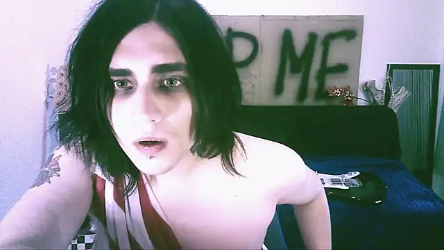 sademobeer's room