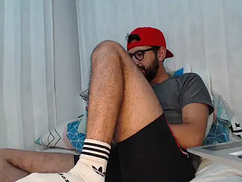 thomass1018 webcam