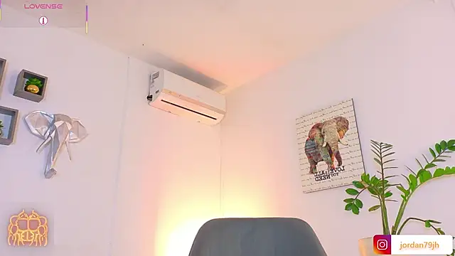 jordansmiith_ - JordanSmiith_'s free webcam - UK Sex Cams