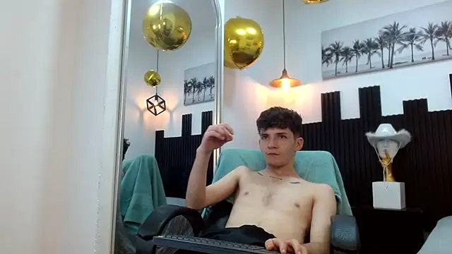 trevor_mob - Trevor_mob's free webcam - UK Sex Cams
