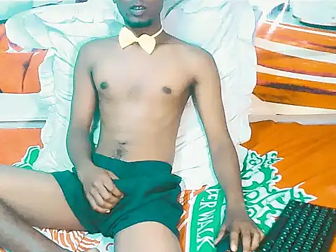 IndianThuggin live cam on StripChat
