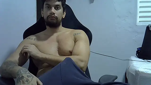 moreno_dotado22 live cam on StripChat