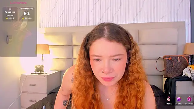 AphroditeSweett webcam