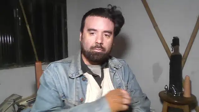 Smoker_lounge live cam on StripChat