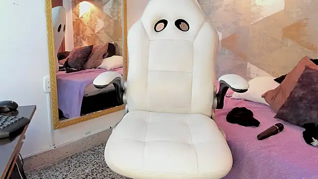 LalilaBrunettee