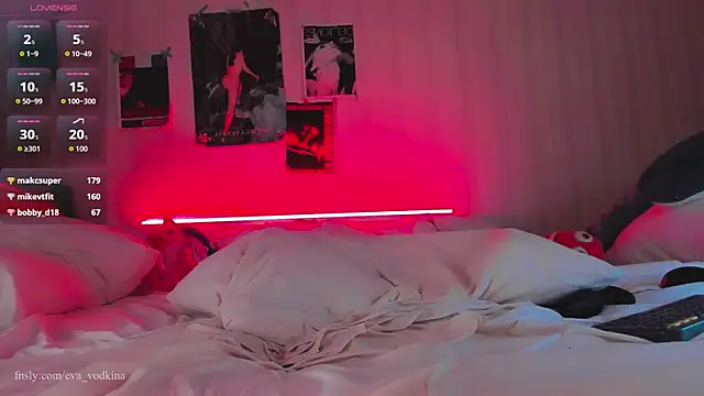 eva_vodkina webcam