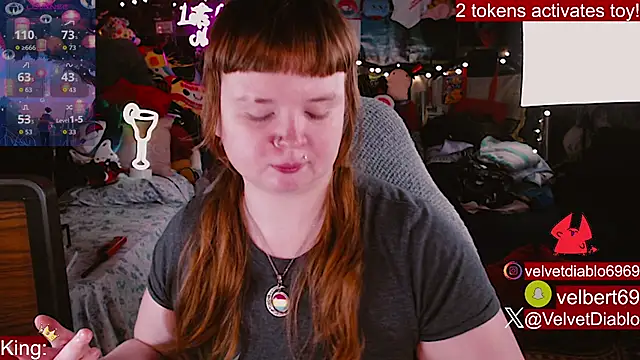 velvetdiablo (F young) - I'm sick but you still want tits?