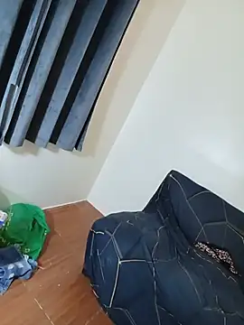 DominnantTransqueen webcam