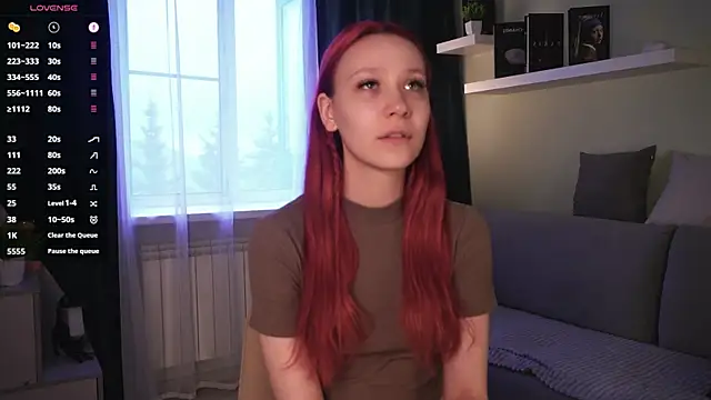 FreedaWidmer live cam on StripChat