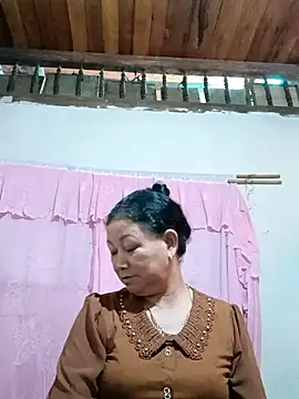 Lena_9x webcam