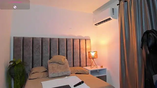 SamanthaSmithx webcam