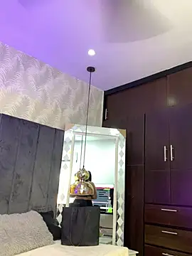 Ava_rosse live cam on StripChat