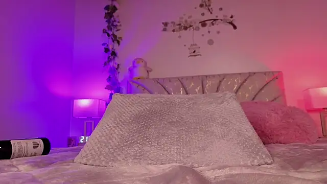 saralynnnX webcam