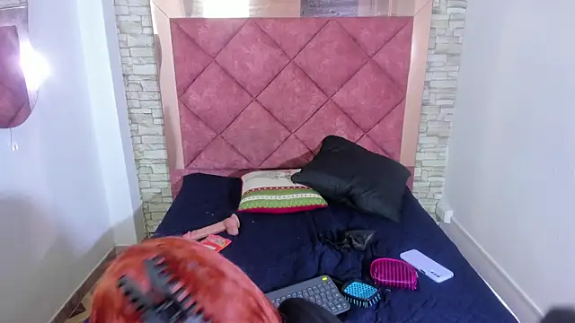 Perlaa_smith webcam