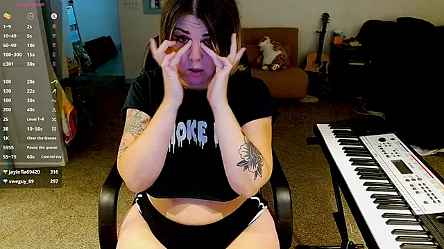 beccalubov live cam on StripChat