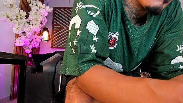 Donovan_Desmond webcam