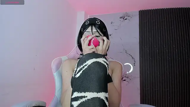 Chloemuaak live cam