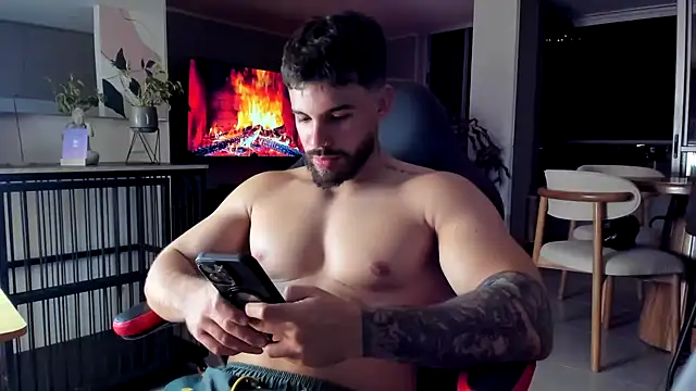 Valenthino_Salvatore live cam
