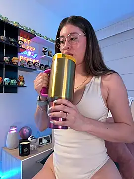 sharon_07 (F young) - Make my pussy creamy