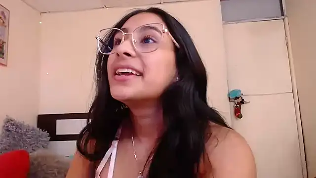 chika_hellar - Chika_hellar's free webcam - UK Sex Cams