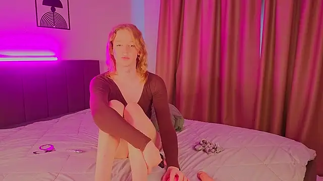Olivia-Pink's room
